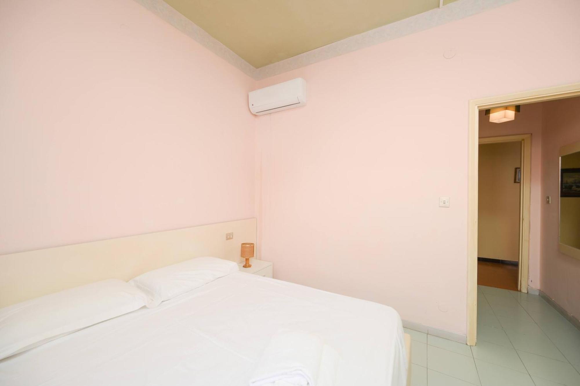 Villa Diana - Beach & Rooms Ischia Buitenkant foto