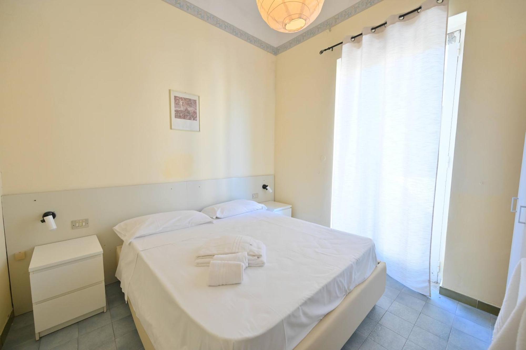 Villa Diana - Beach & Rooms Ischia Buitenkant foto
