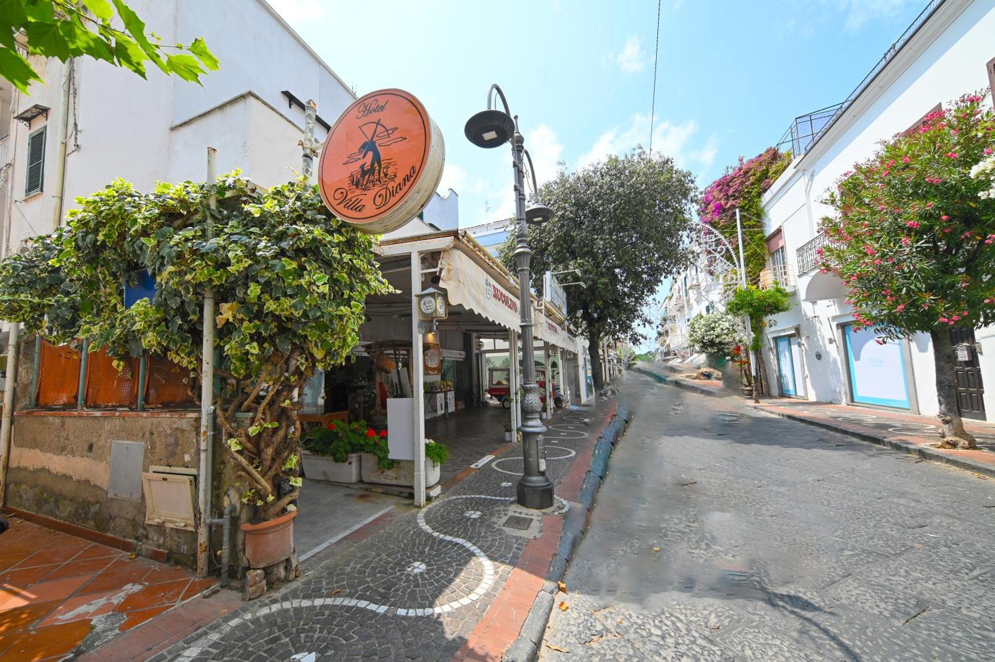 Villa Diana - Beach & Rooms Ischia Buitenkant foto
