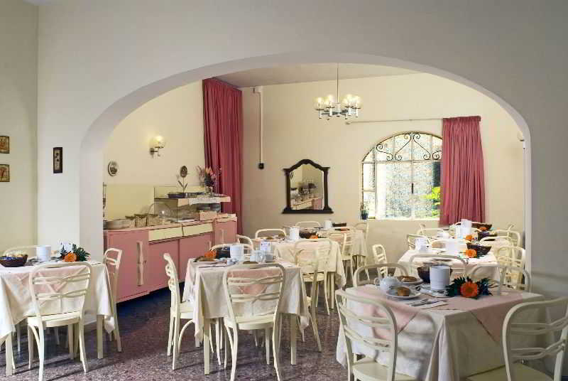 Villa Diana - Beach & Rooms Ischia Buitenkant foto
