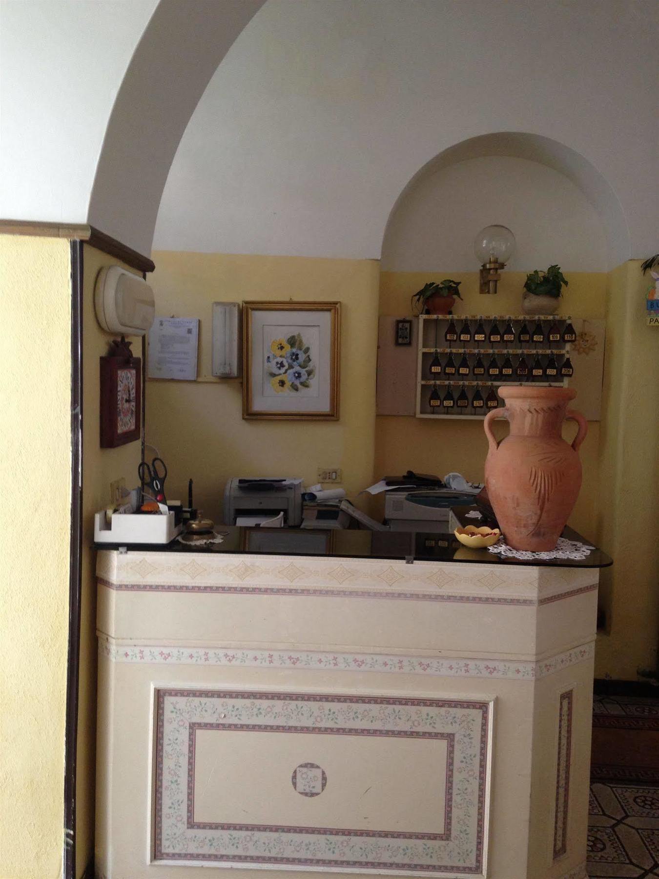 Villa Diana - Beach & Rooms Ischia Buitenkant foto